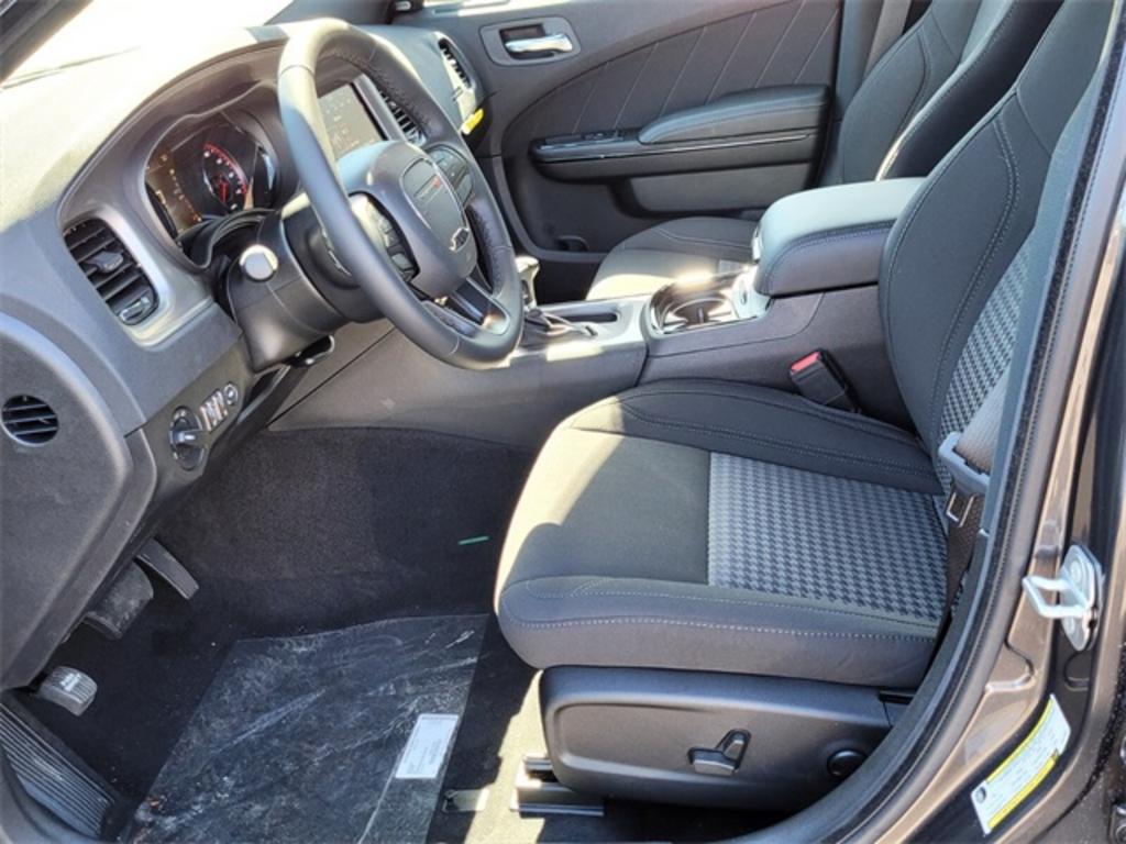 2023 Dodge Charger - $33,917
