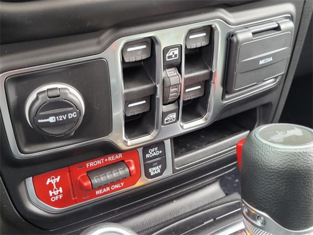 2023 Jeep Wrangler - $53,976