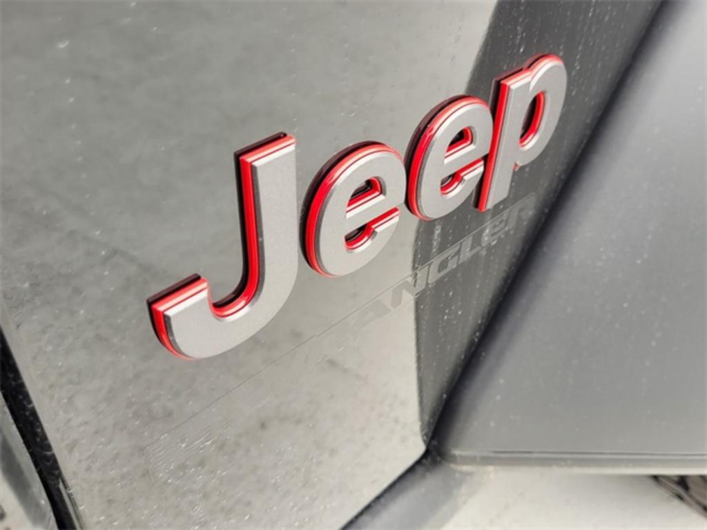 2023 Jeep Wrangler - $53,976