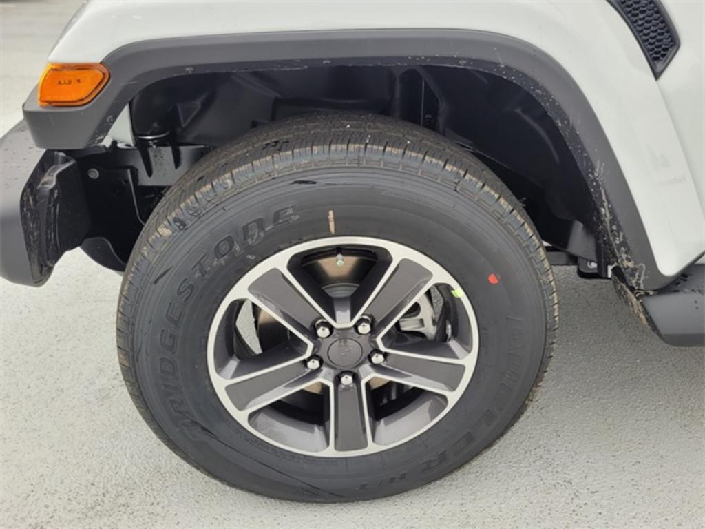 2023 Jeep Wrangler - $51,536
