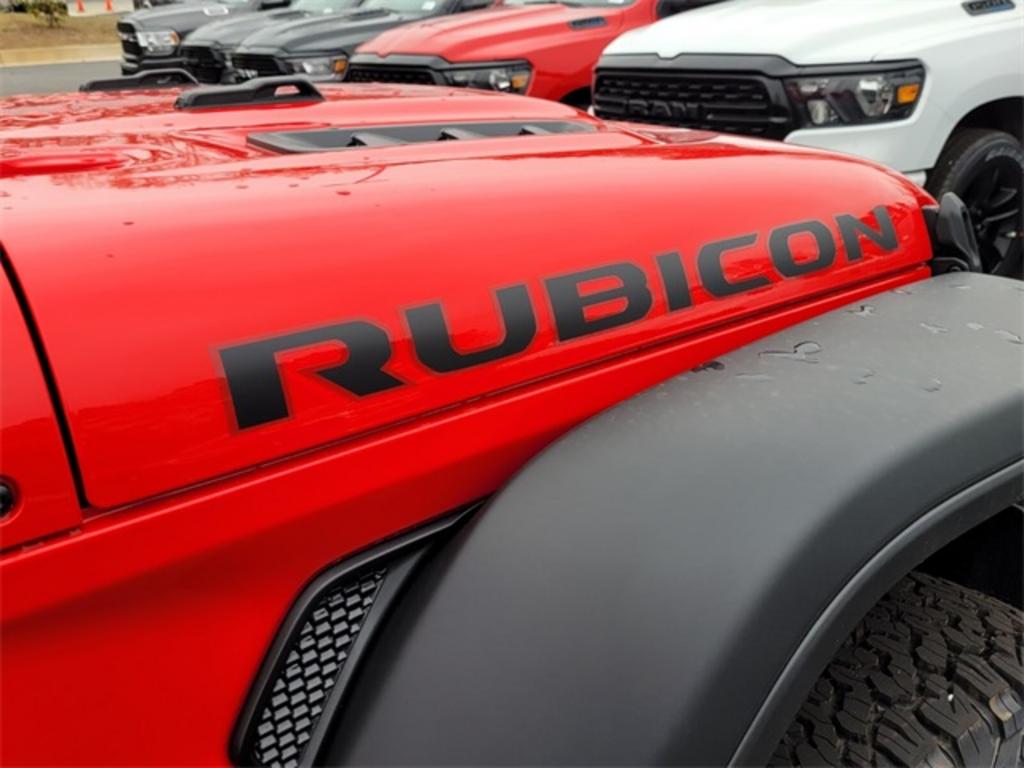 2023 Jeep Wrangler - $51,454
