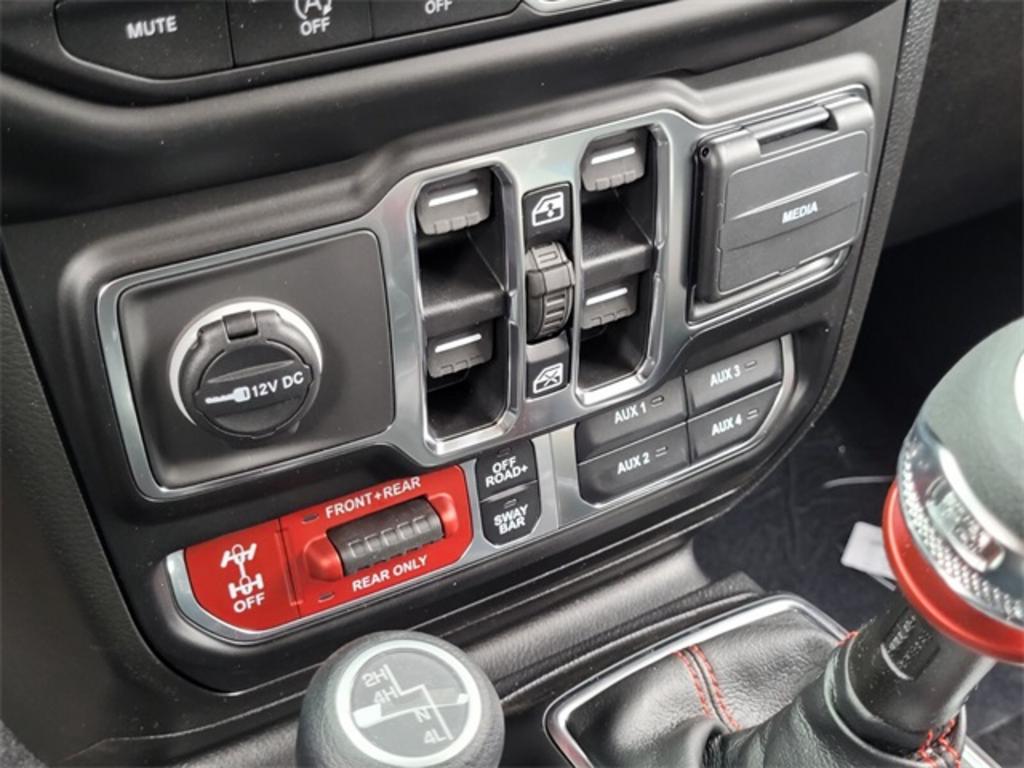 2023 Jeep Wrangler - $51,454