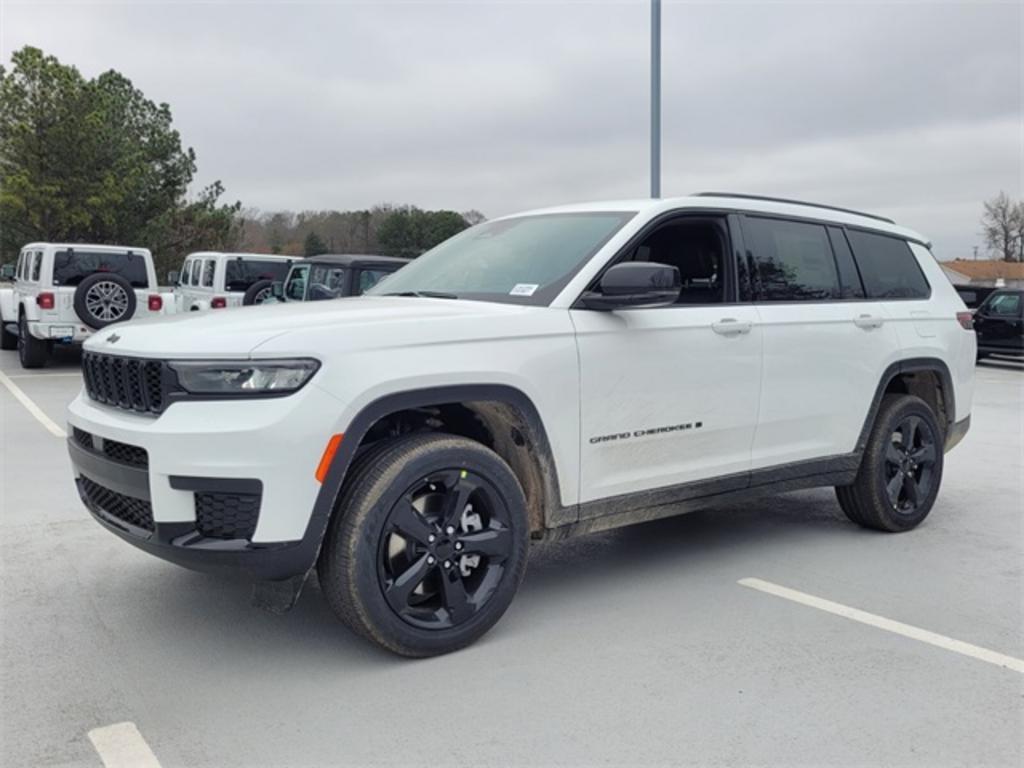 2023 Jeep Cherokee - $45,858