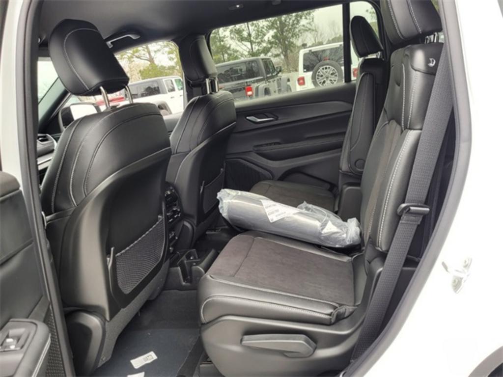 2023 Jeep Cherokee - $45,858