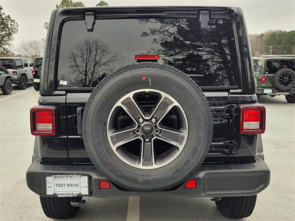 2023 Jeep Wrangler - $52,016