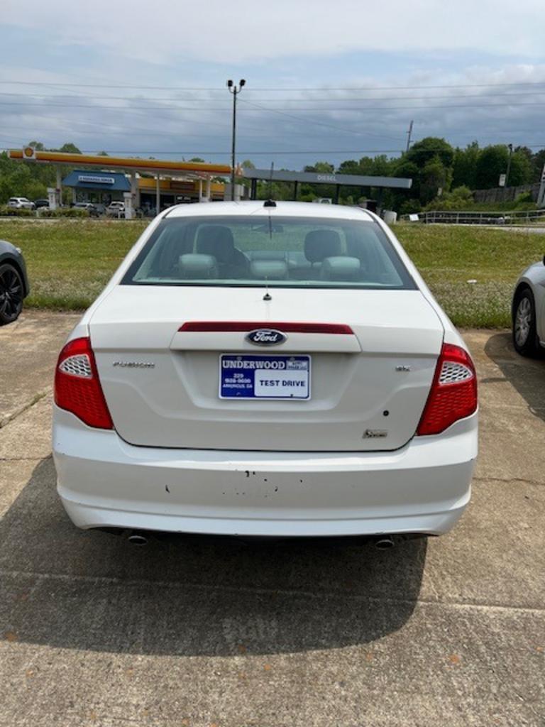 2010 Ford Fusion SE photo