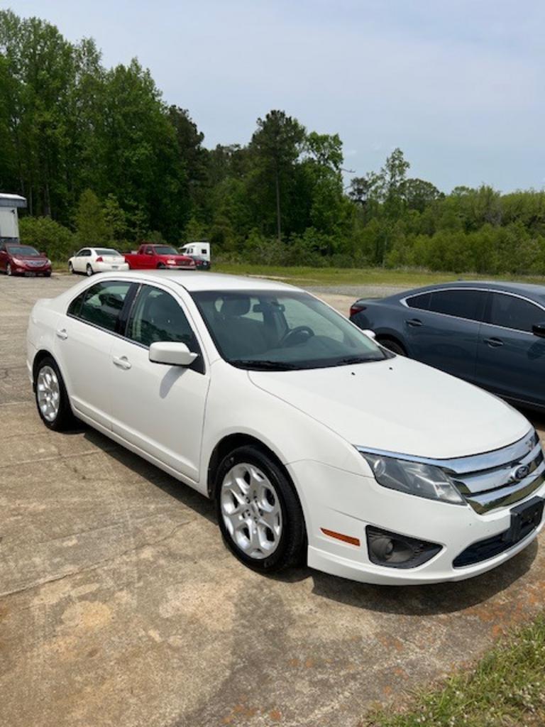 2010 Ford Fusion SE photo