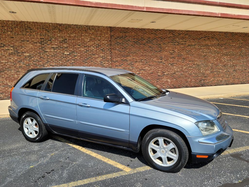 2005 Chrysler Pacifica Touring photo