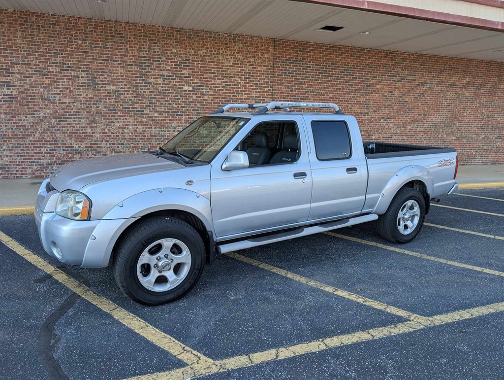 2003 Nissan Frontier SC-V6 photo