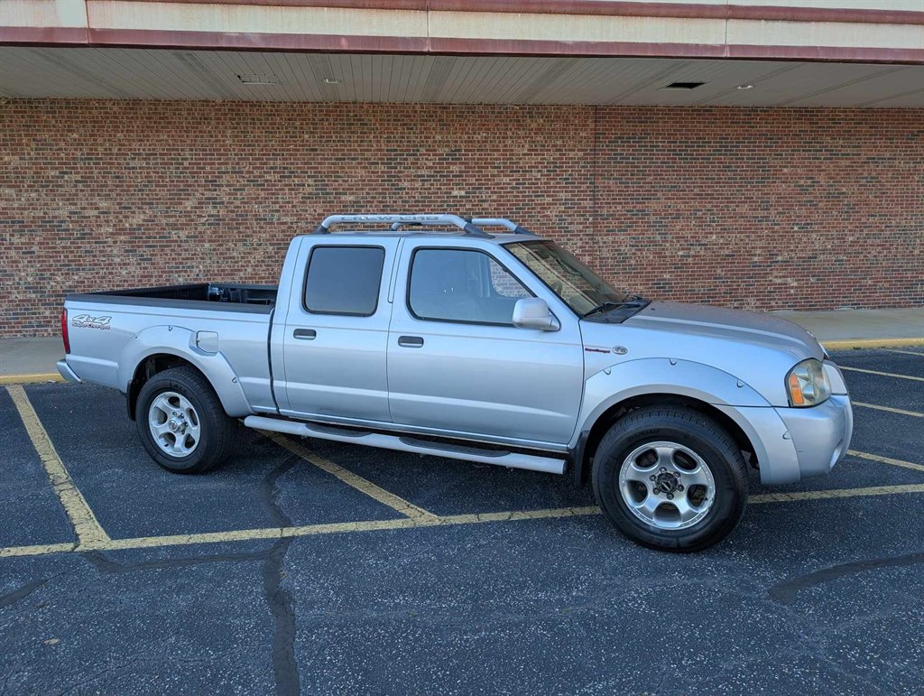 2003 Nissan Frontier SC-V6 photo