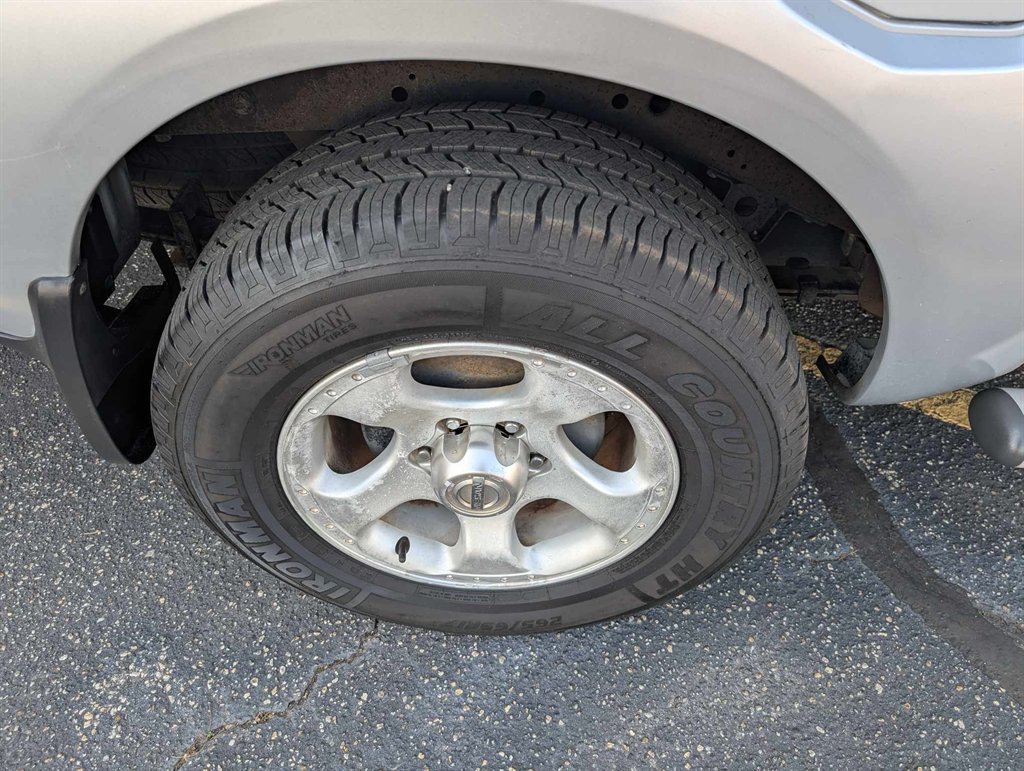 2003 Nissan Frontier SC-V6 photo