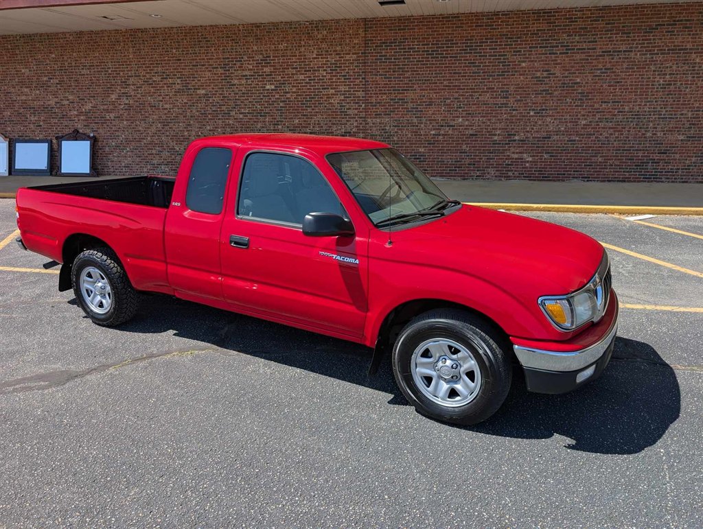 2004 Toyota Tacoma photo