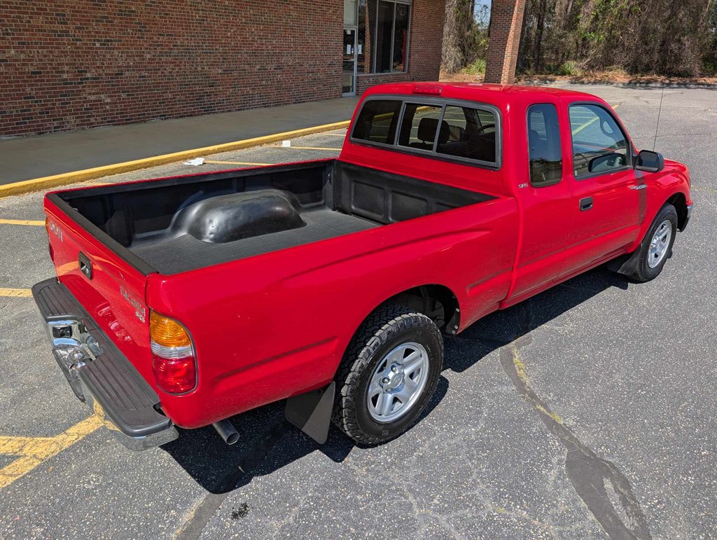 2004 Toyota Tacoma photo