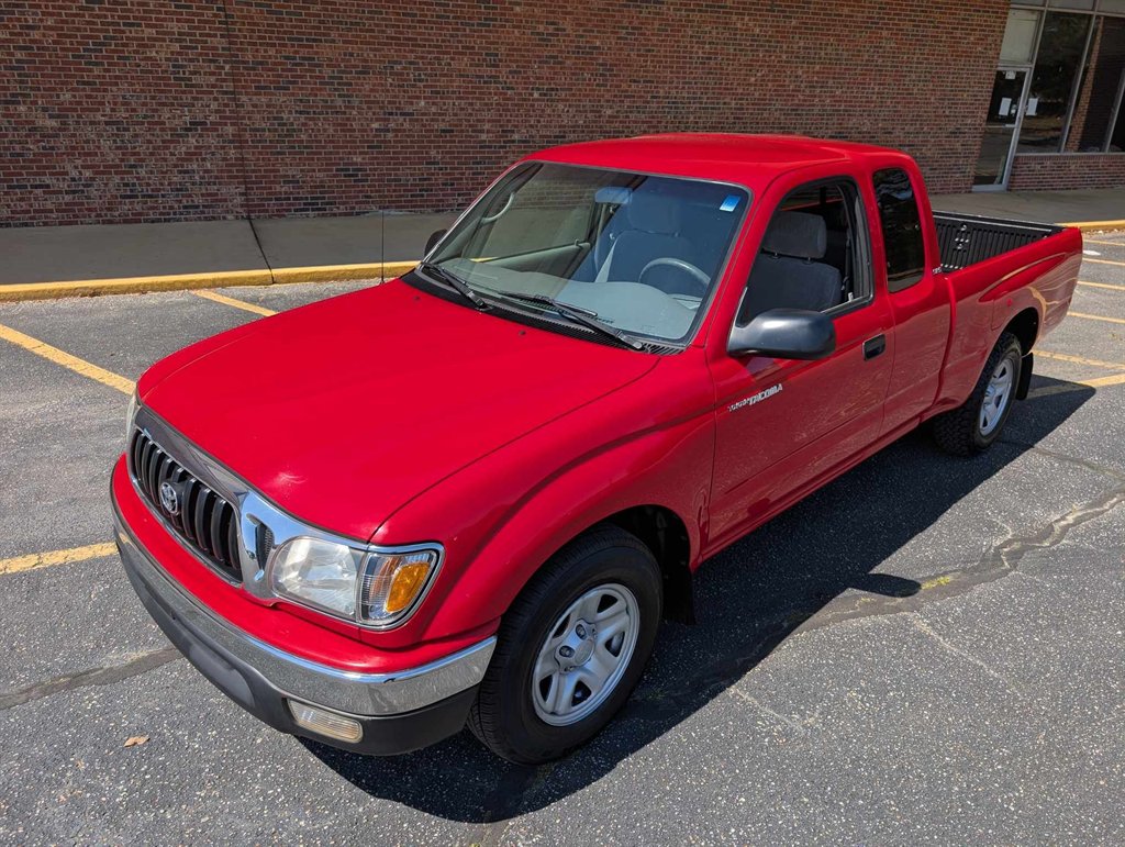 2004 Toyota Tacoma photo