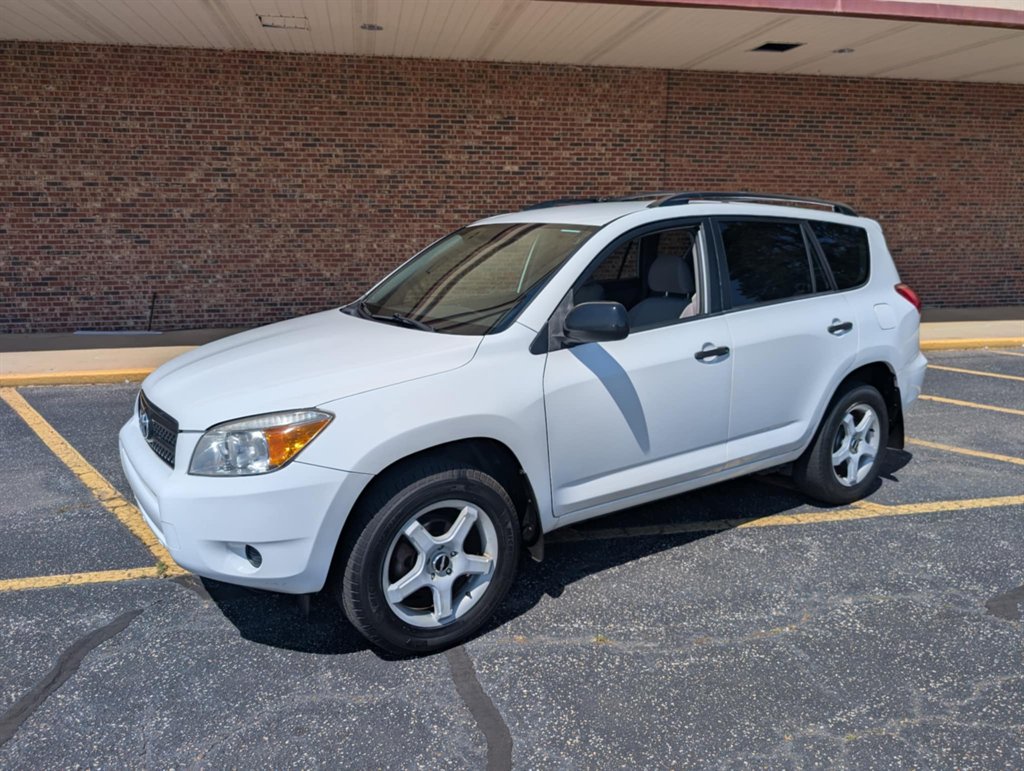 2008 Toyota RAV4 photo