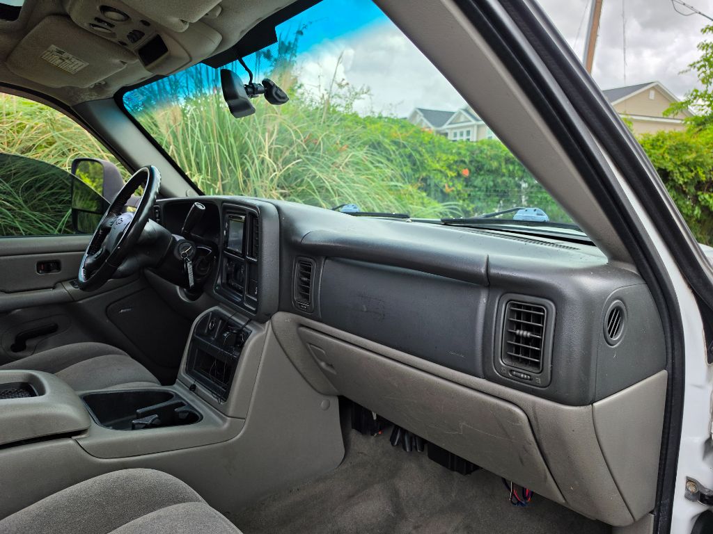 2006 Chevrolet Avalanche - $4,980