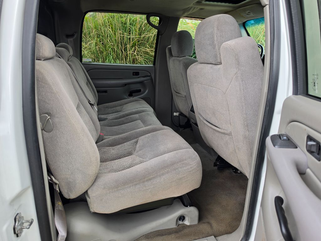 2006 Chevrolet Avalanche - $4,980