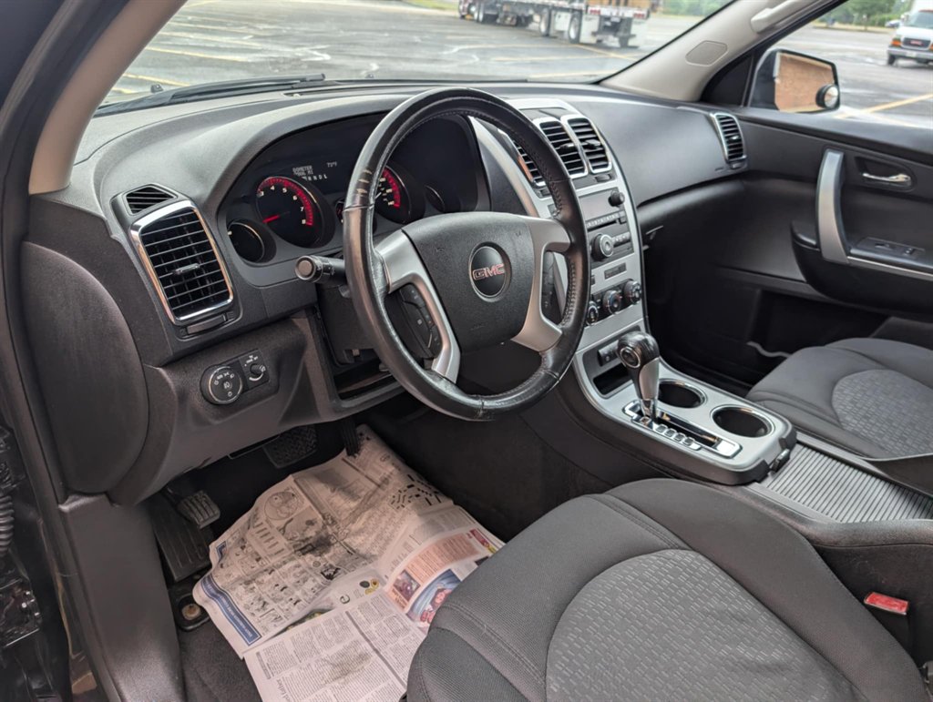 2012 GMC Acadia SLE photo