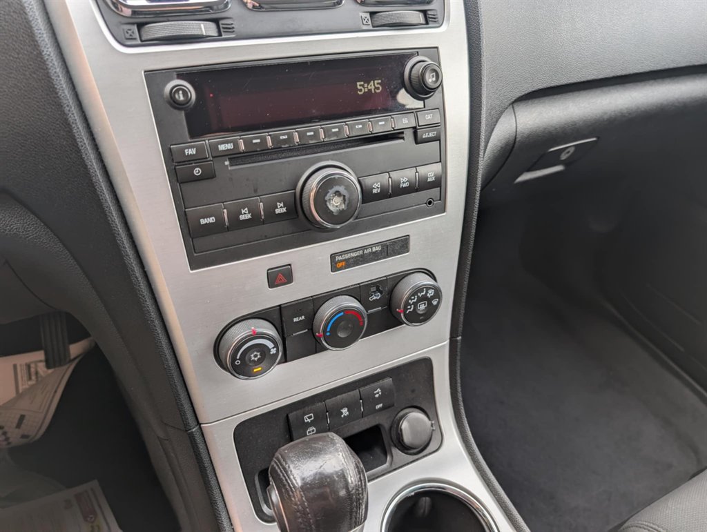 2012 GMC Acadia SLE photo
