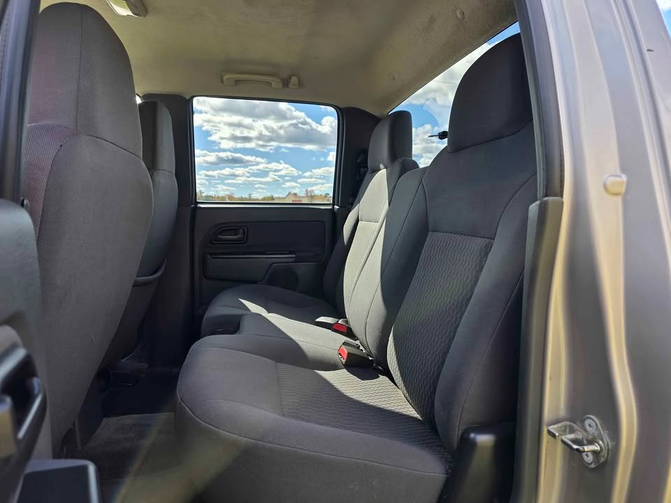 2006 GMC Envoy - $6,999