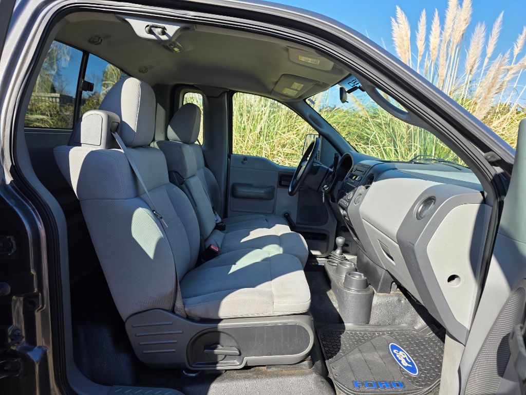 2006 Ford F-150 - $7,980