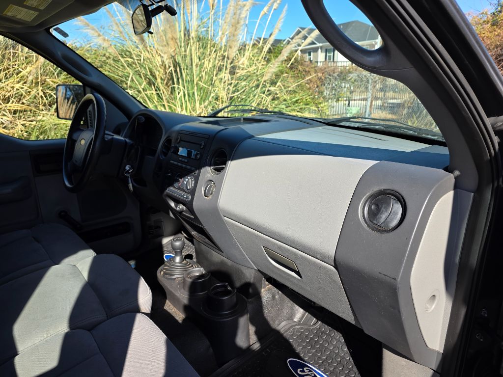 2006 Ford F-150 - $7,980