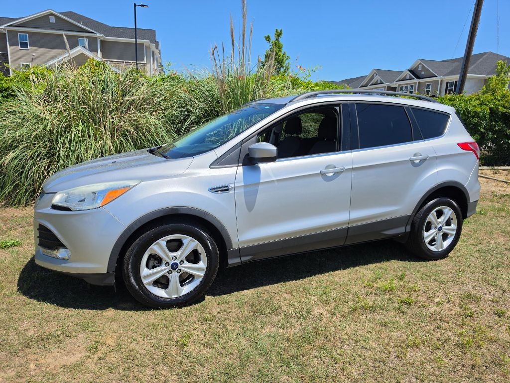 2016 Ford Escape - $4,980