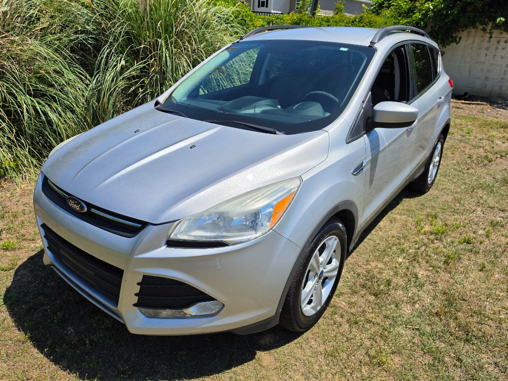 2016 Ford Escape - $4,980
