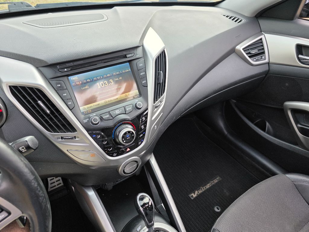 2013 Hyundai Veloster - $5,999