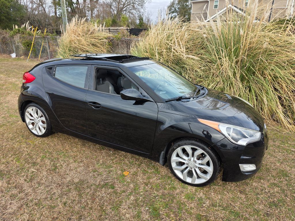 2013 Hyundai Veloster - $5,999
