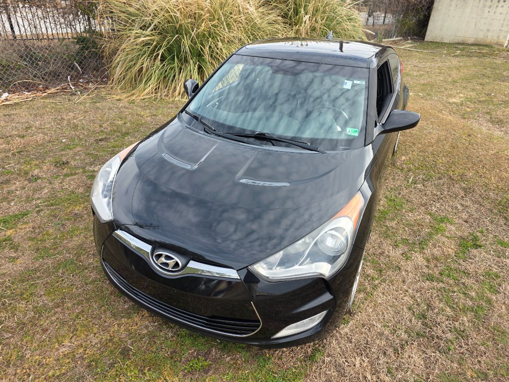 2013 Hyundai Veloster - $5,999