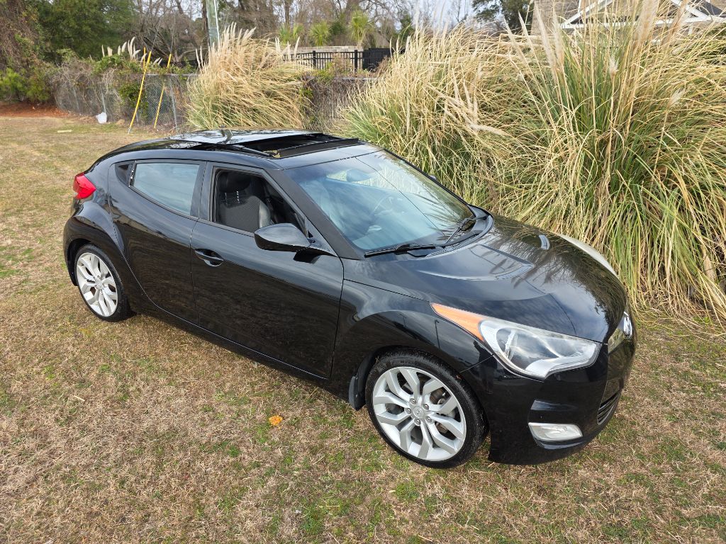 2013 Hyundai Veloster - $5,999