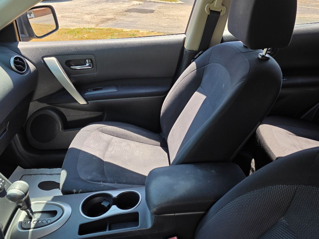 2011 Nissan Rogue - $4,980
