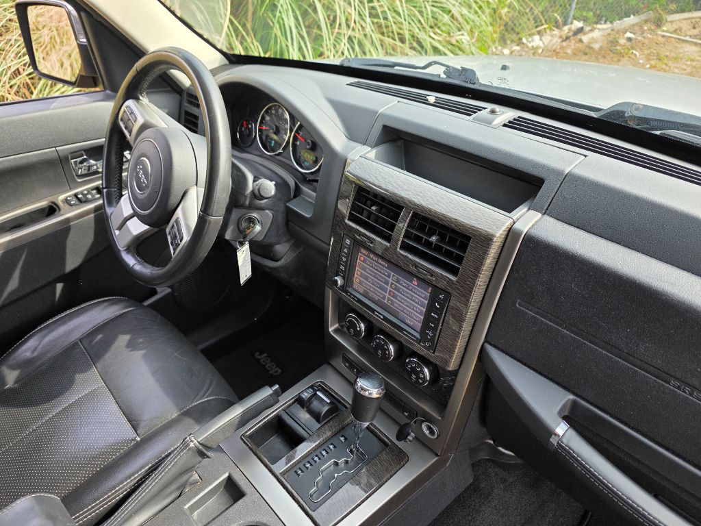 2011 Jeep Liberty - $6,480