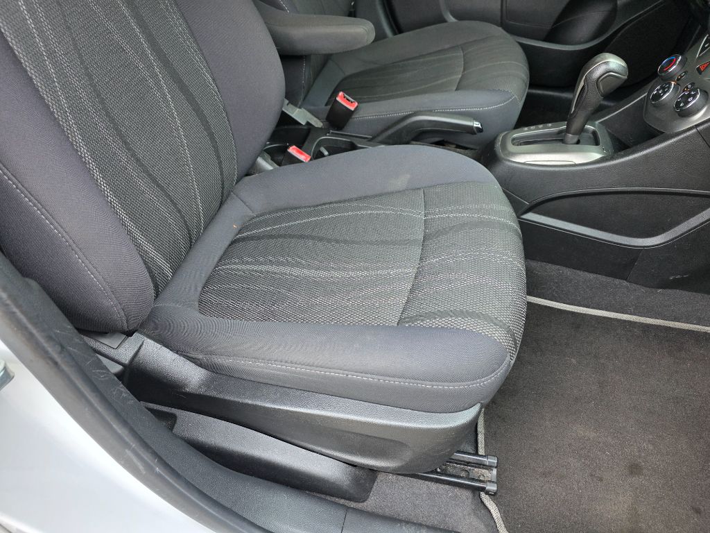 2013 Chevrolet Sonic - $5,480