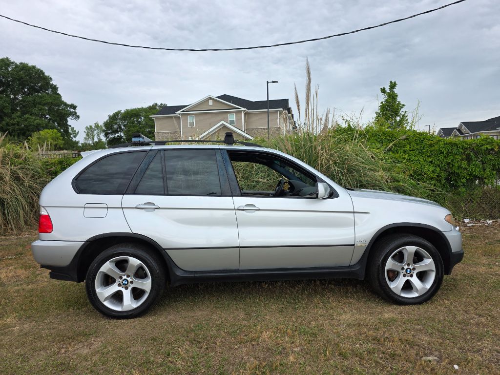 2006 BMW X5 - $4,800