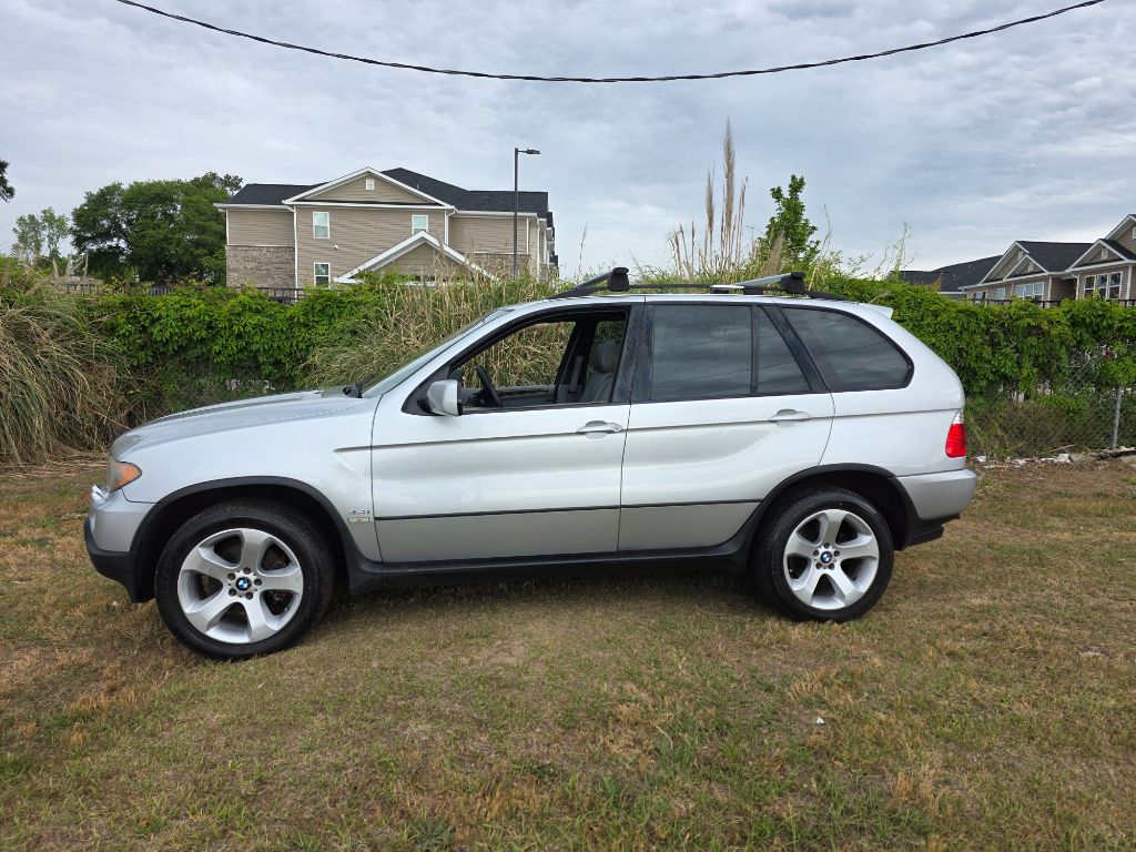 2006 BMW X5 - $4,800