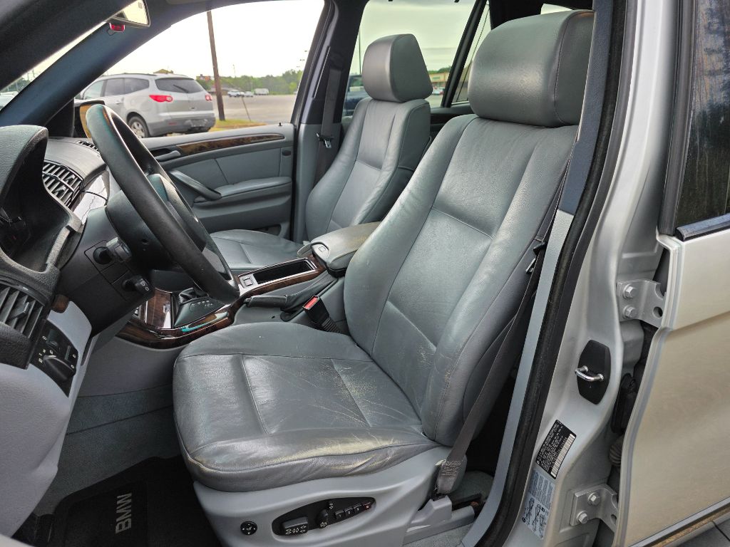 2006 BMW X5 - $4,800