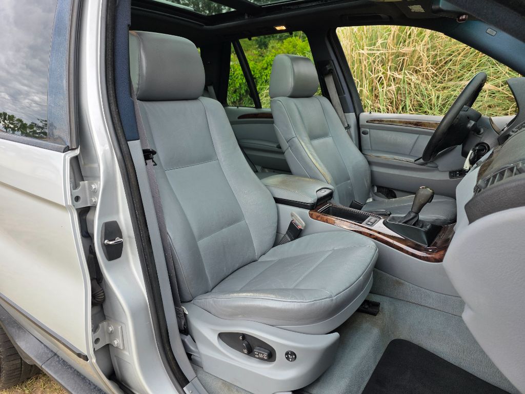 2006 BMW X5 - $4,800