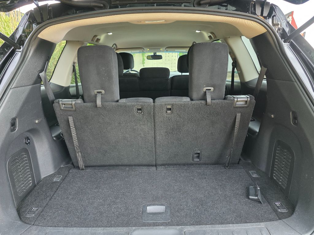 2016 Nissan Pathfinder - $6,980