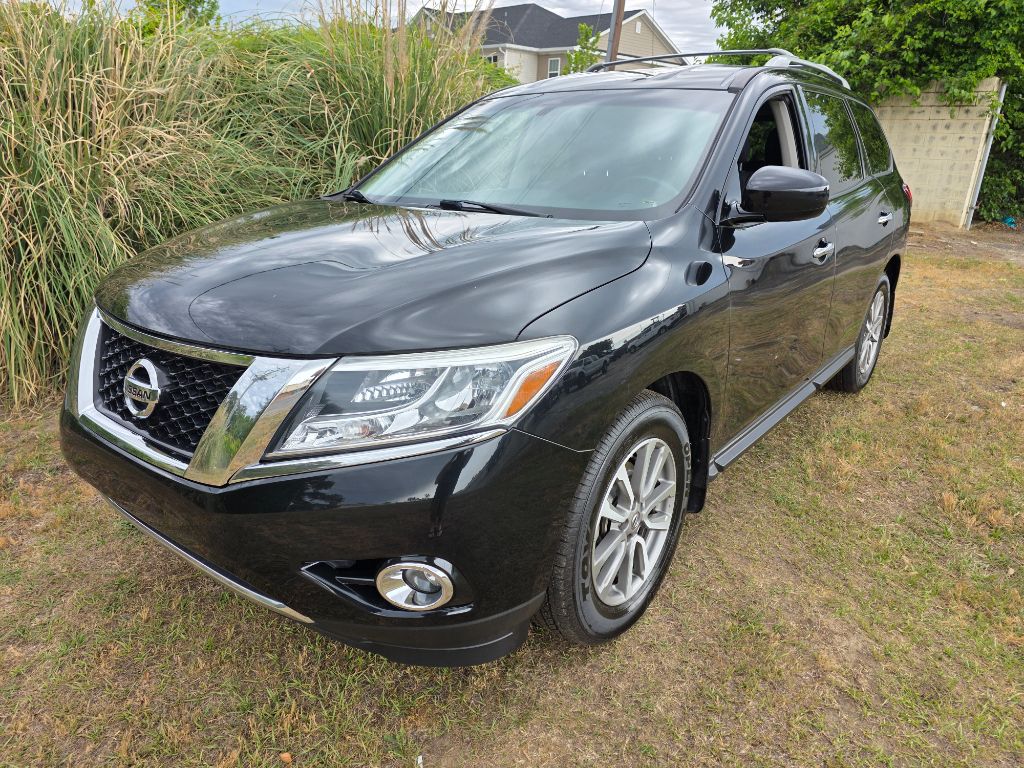 2016 Nissan Pathfinder - $6,980