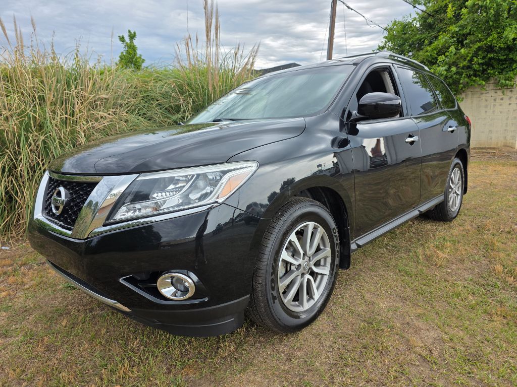2016 Nissan Pathfinder - $6,980
