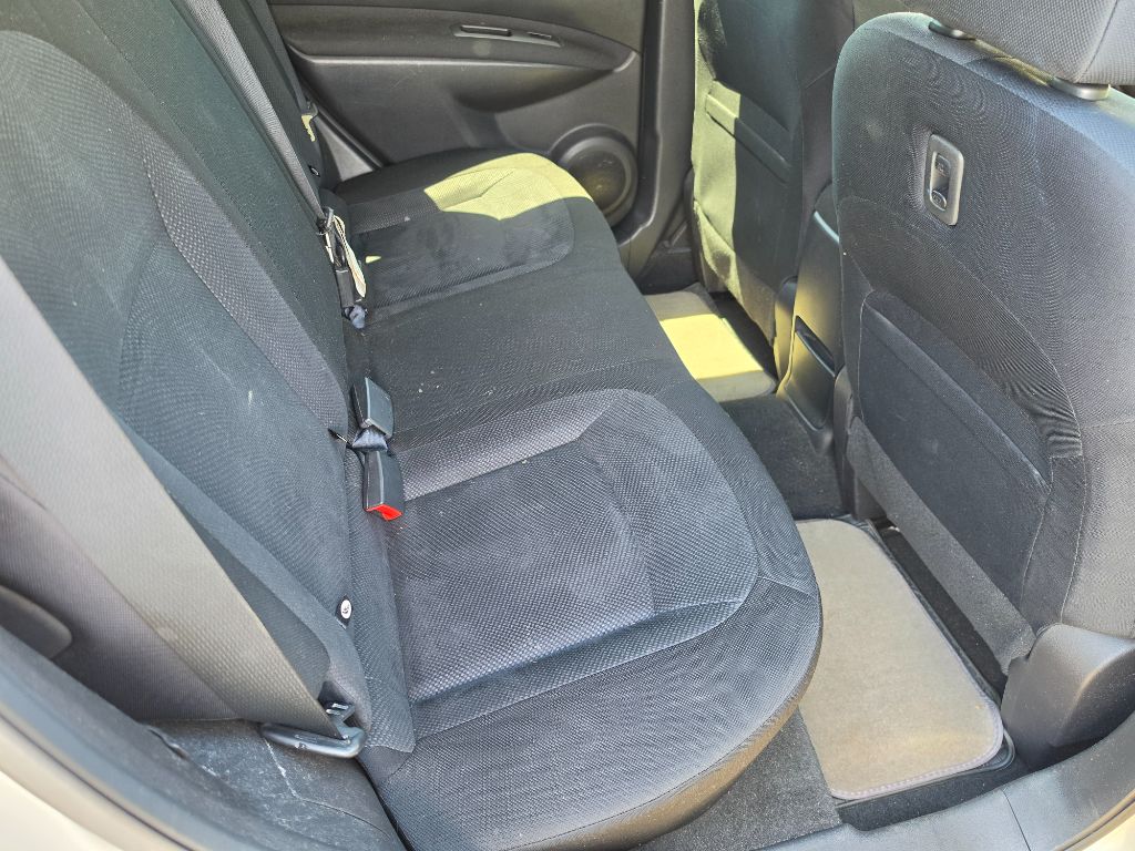 2015 Nissan Rogue