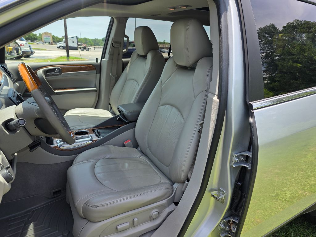 2010 Buick Enclave - $5,980