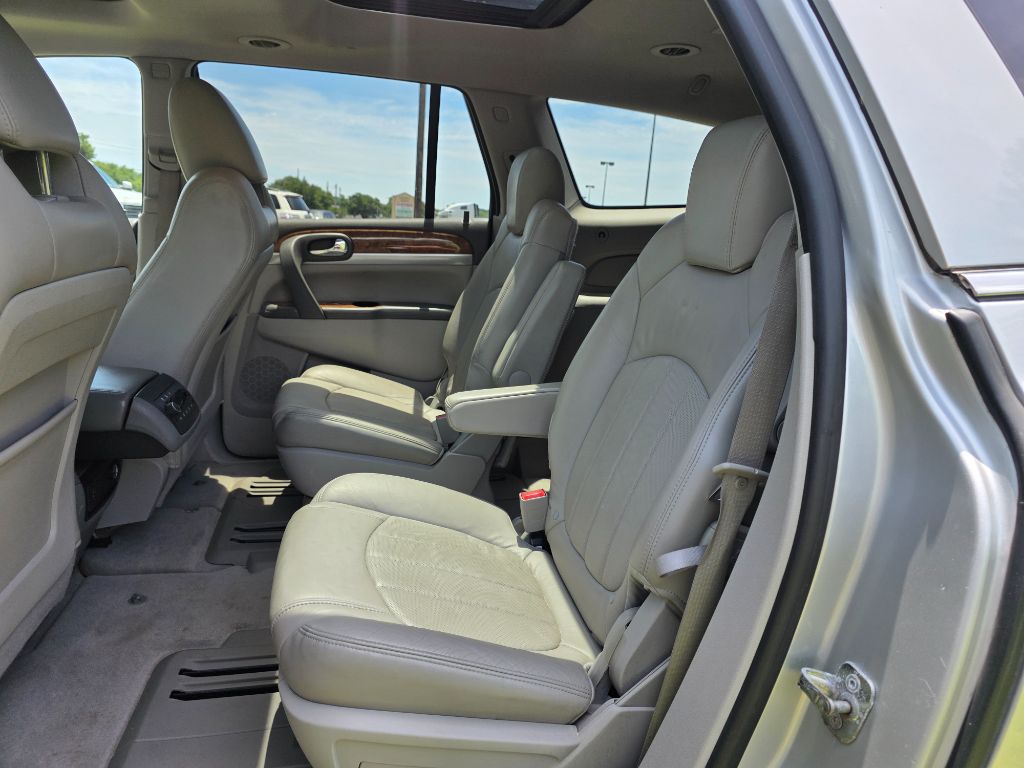 2010 Buick Enclave - $5,980