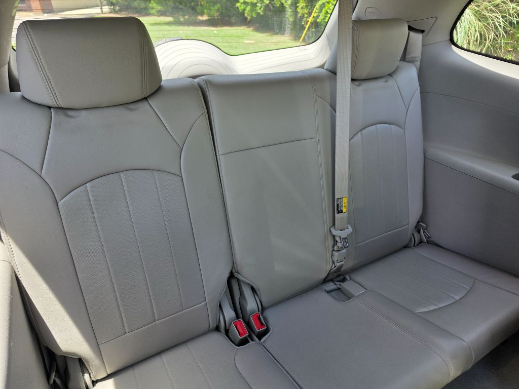 2010 Buick Enclave - $5,980