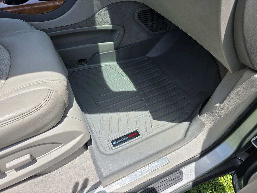 2010 Buick Enclave - $5,980