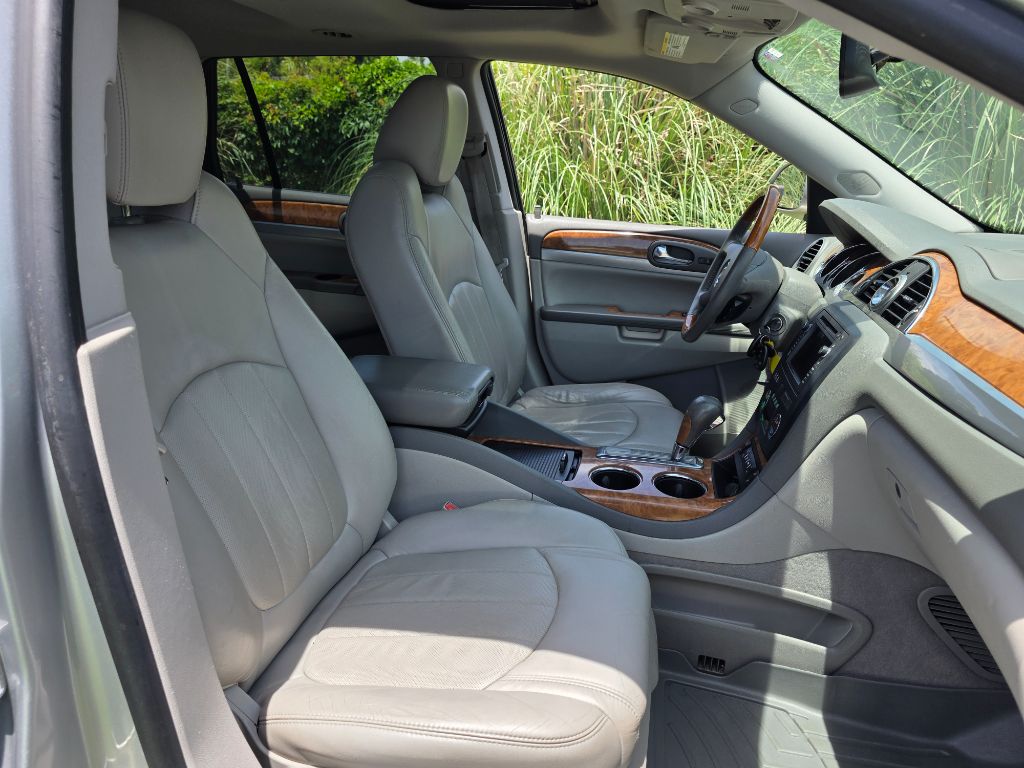2010 Buick Enclave - $5,980