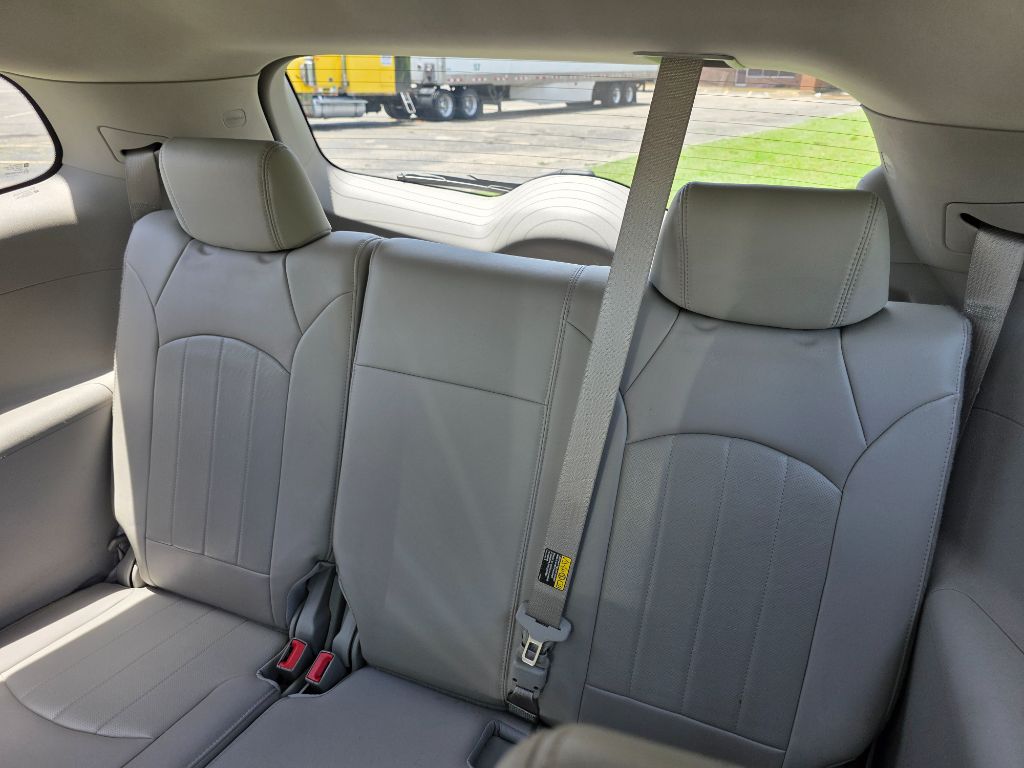 2010 Buick Enclave - $5,980