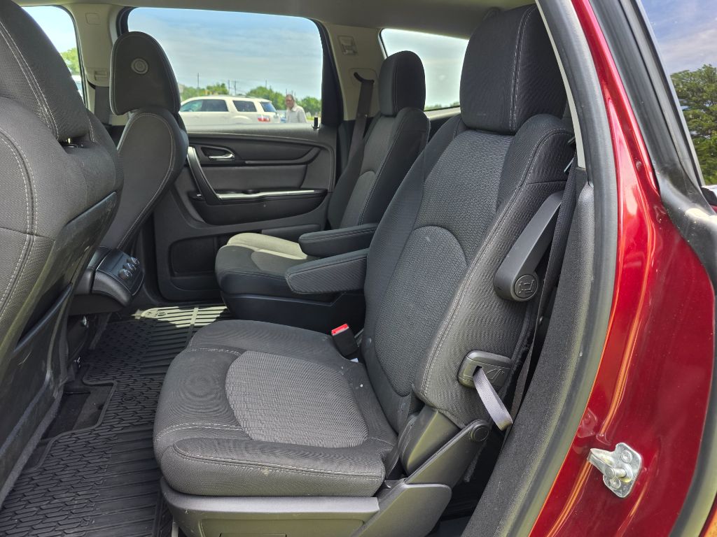 2015 Chevrolet Traverse - $6,480
